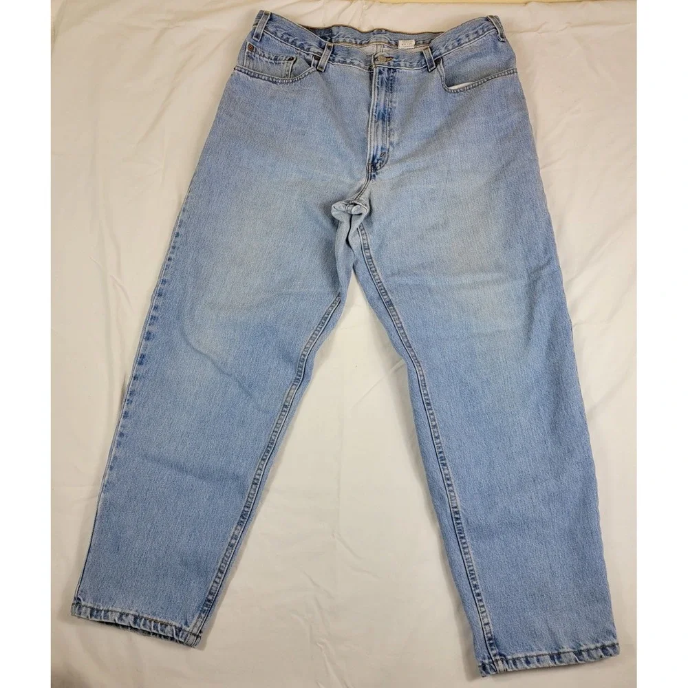 Vintage Levi's 560 Mens Jeans Light Wash Loose Fit Tapered Leg W37 L30 USA